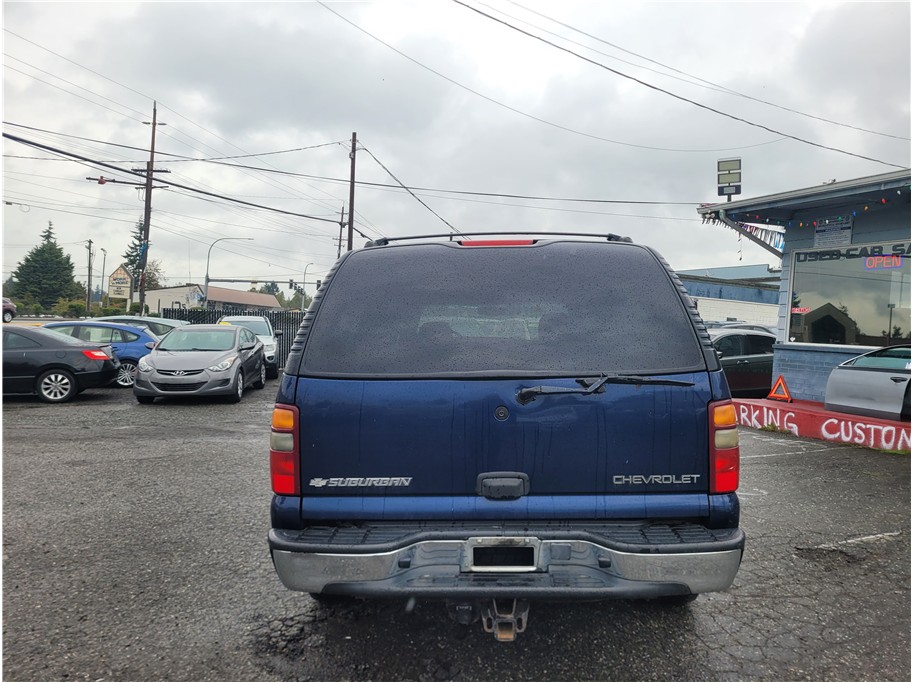 2003 Chevrolet Suburban 1500 LS Sport Utility 4D