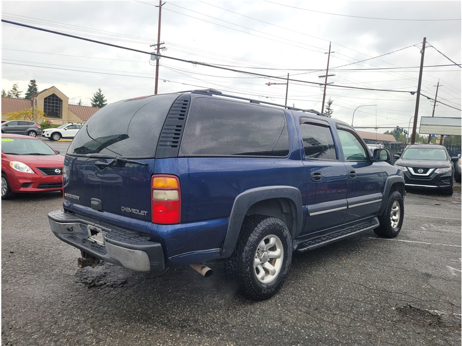 2003 Chevrolet Suburban 1500 LS Sport Utility 4D
