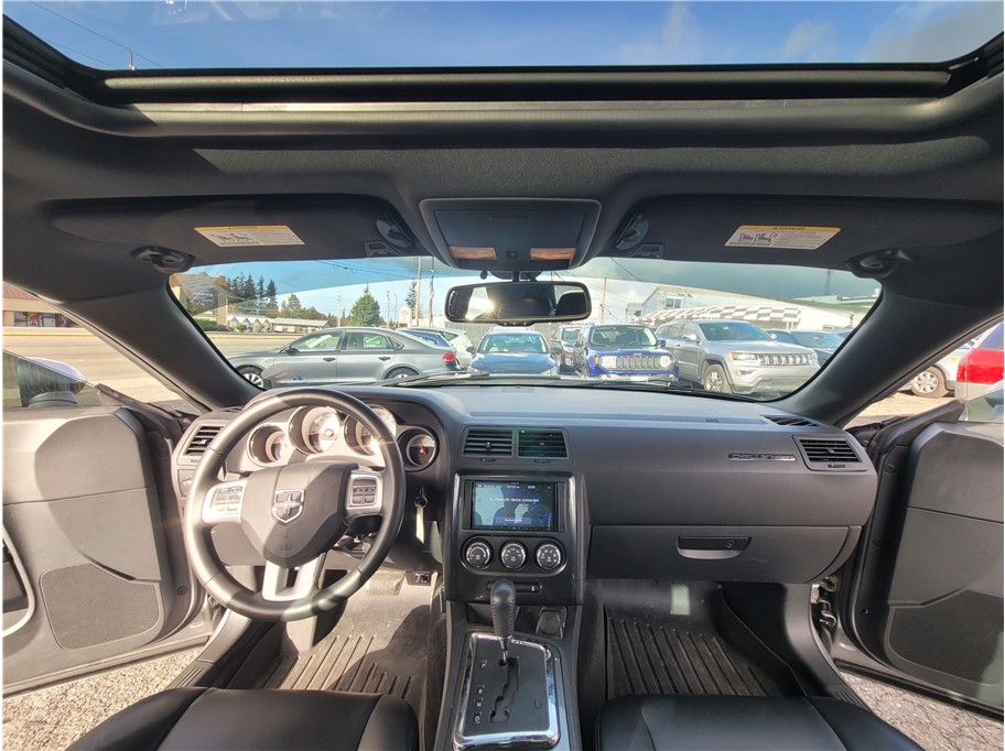 2014 Dodge Challenger SXT Coupe 2D