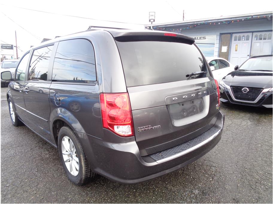 2016 Dodge Grand Caravan Passenger SXT Minivan 4D