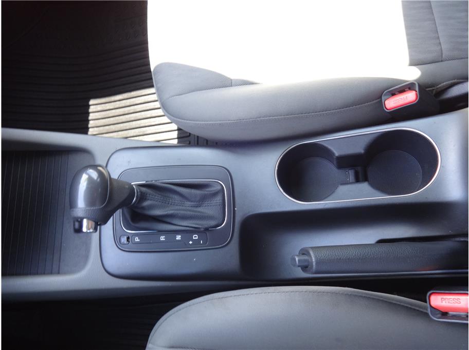 2008 Dodge Ram 1500 Quad Cab ST Pickup 4D 6 1/4 ft