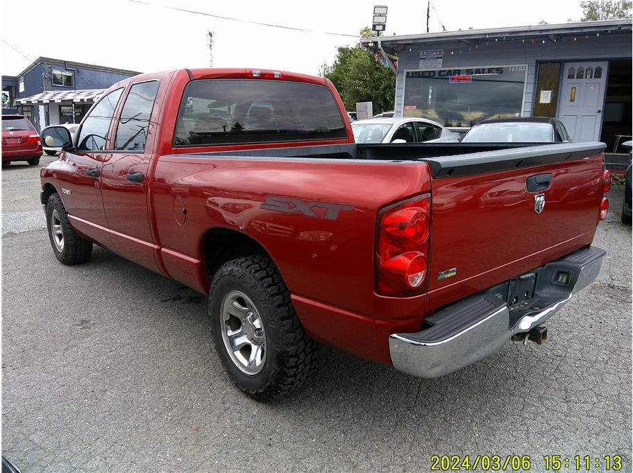 2008 Dodge Ram 1500 Quad Cab ST Pickup 4D 6 1/4 ft