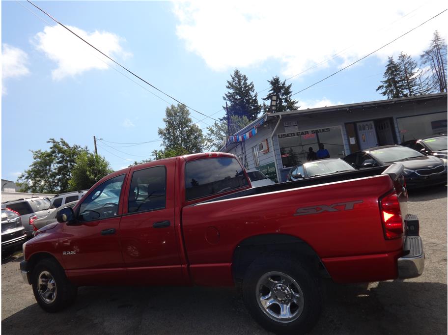 2008 Dodge Ram 1500 Quad Cab ST Pickup 4D 6 1/4 ft