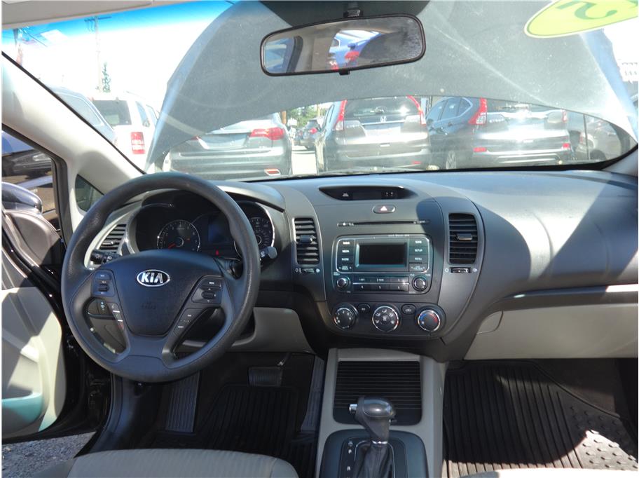 2008 Dodge Ram 1500 Quad Cab ST Pickup 4D 6 1/4 ft