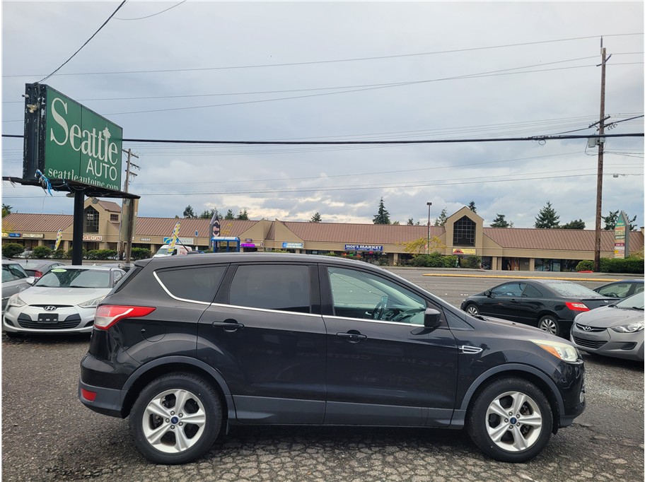2015 Ford Escape SE Sport Utility 4D