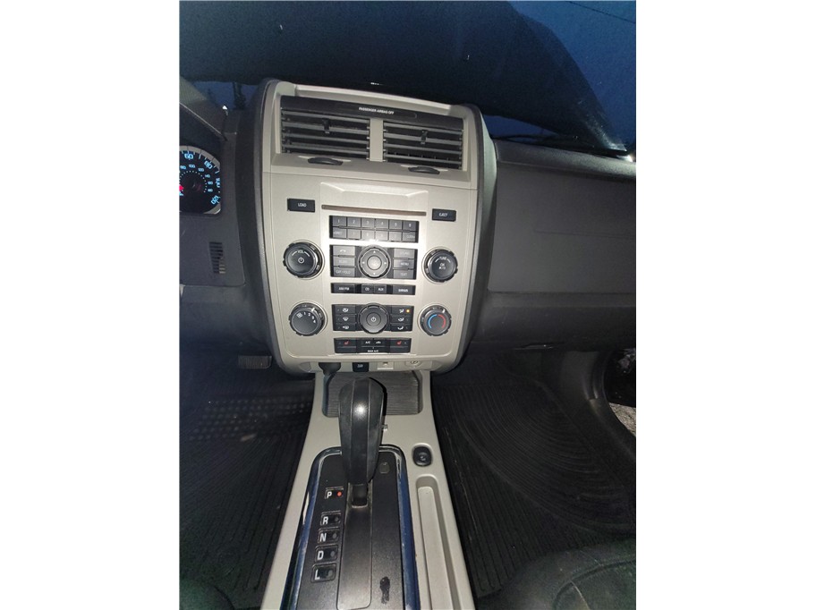 2011 Ford Escape XLT Sport Utility 4D