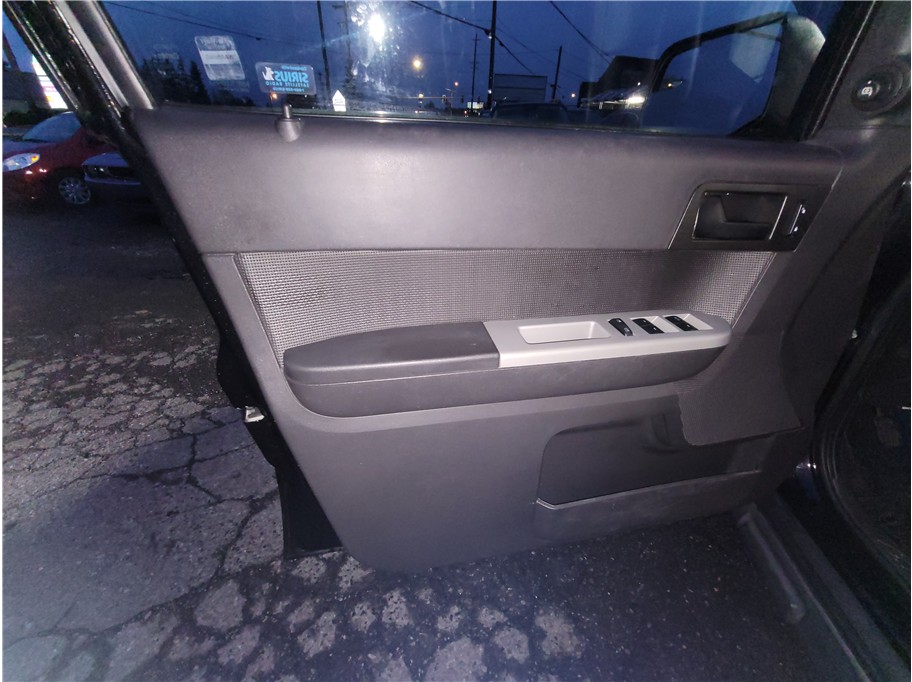 2011 Ford Escape XLT Sport Utility 4D