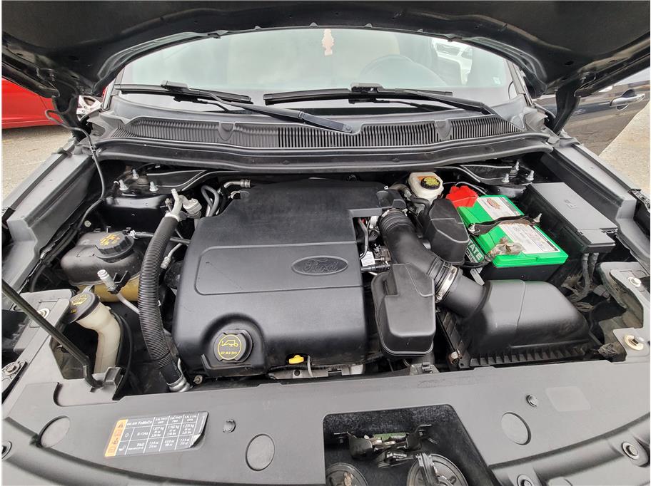 2017 Ford Explorer XLT Sport Utility 4D