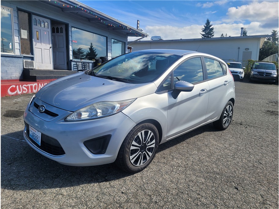 2012 Ford Fiesta SE Hatchback 4D
