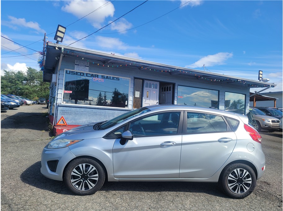 2012 Ford Fiesta SE Hatchback 4D