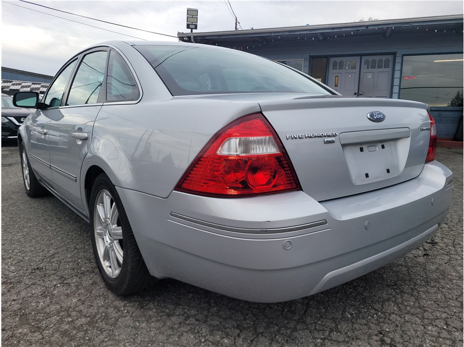 2005 Ford Five Hundred Limited Sedan 4D