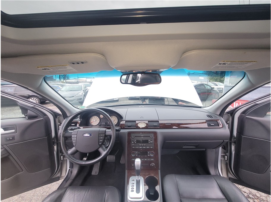 2005 Ford Five Hundred Limited Sedan 4D