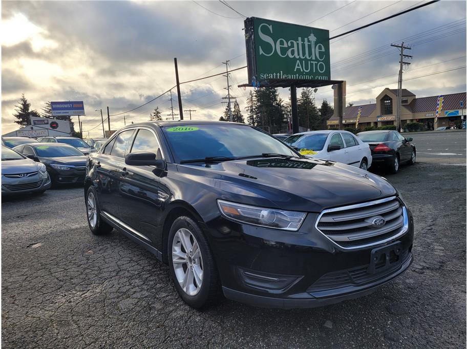2016 Ford Taurus SEL Sedan 4D
