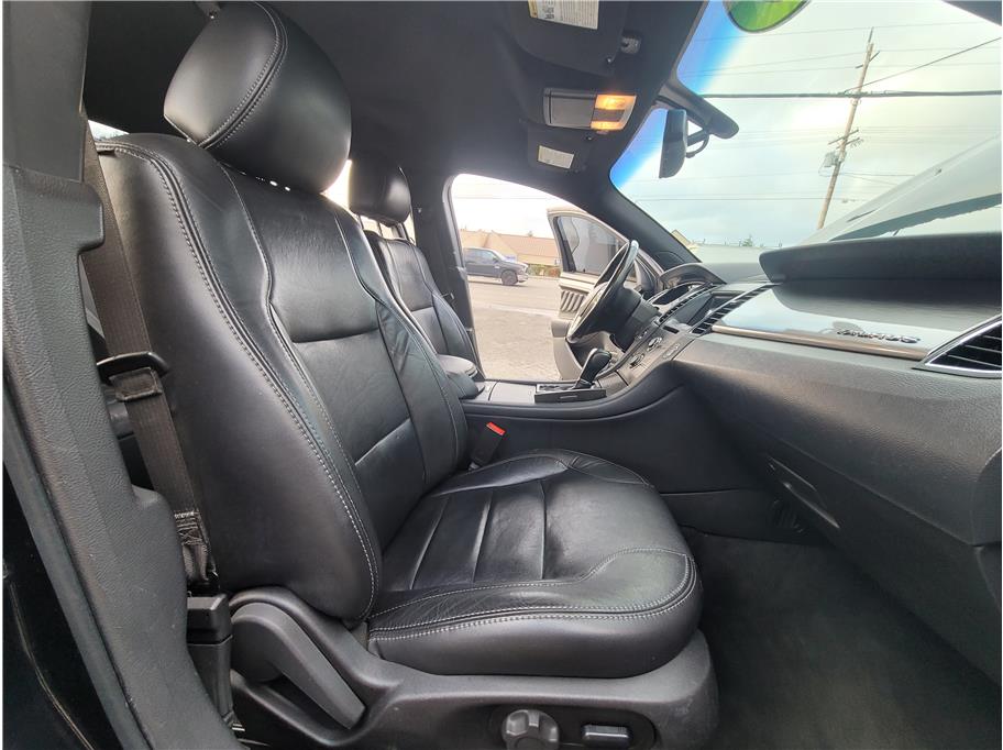 2016 Ford Taurus SEL Sedan 4D