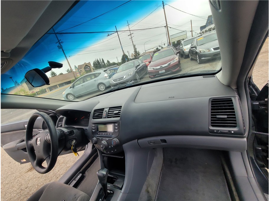 2005 Honda Accord LX Sedan 4D