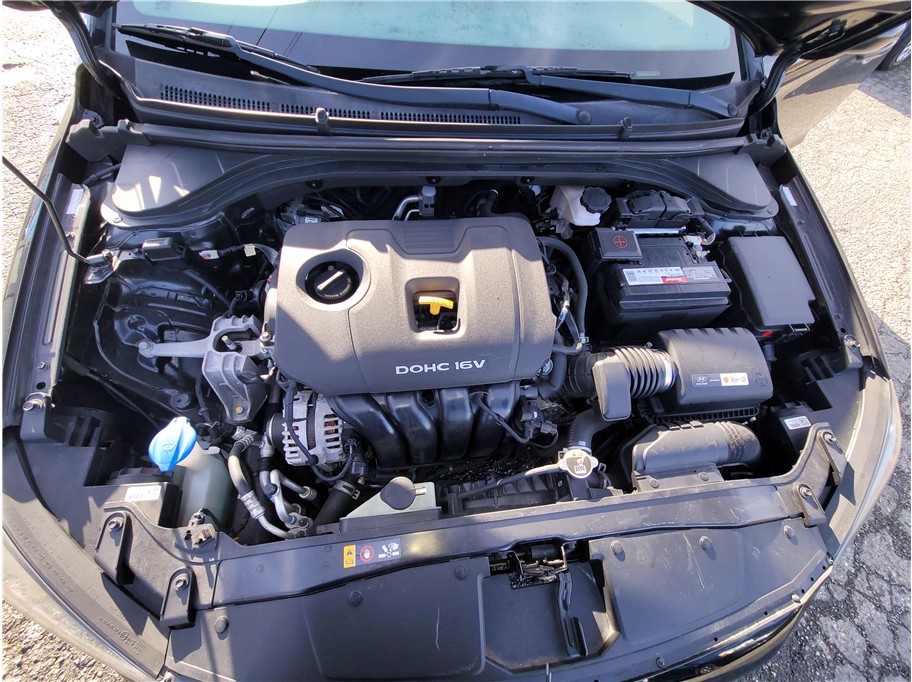 2018 Hyundai Elantra SE Sedan 4D