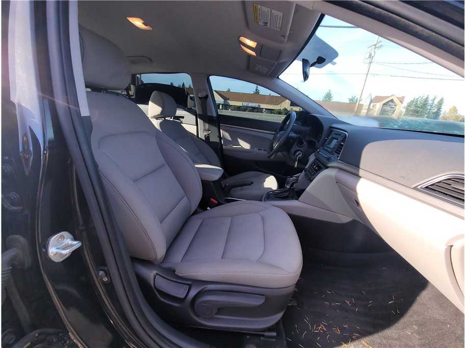 2018 Hyundai Elantra SE Sedan 4D