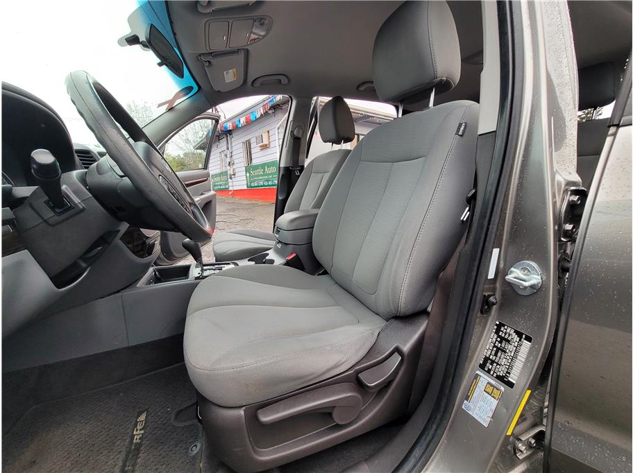 2012 Hyundai Santa Fe GLS Sport Utility 4D