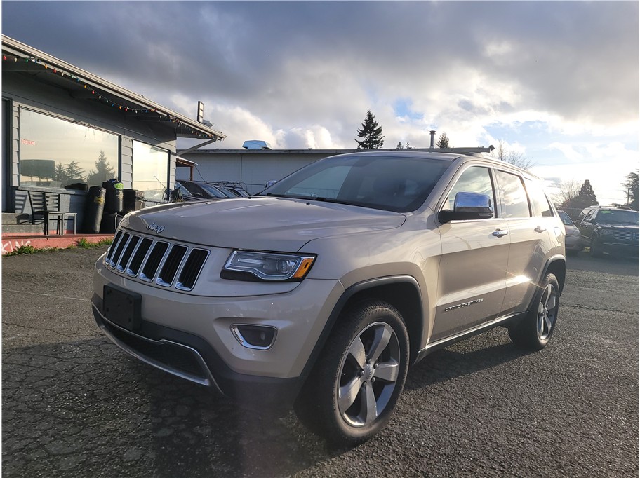 2015 Jeep Grand Cherokee Cherokee Limited Sport Utility 4D