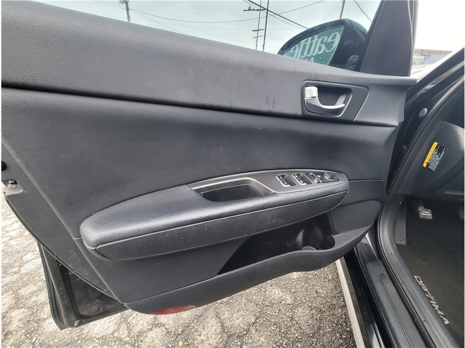 2017 Kia Optima Hybrid Premium Sedan 4D