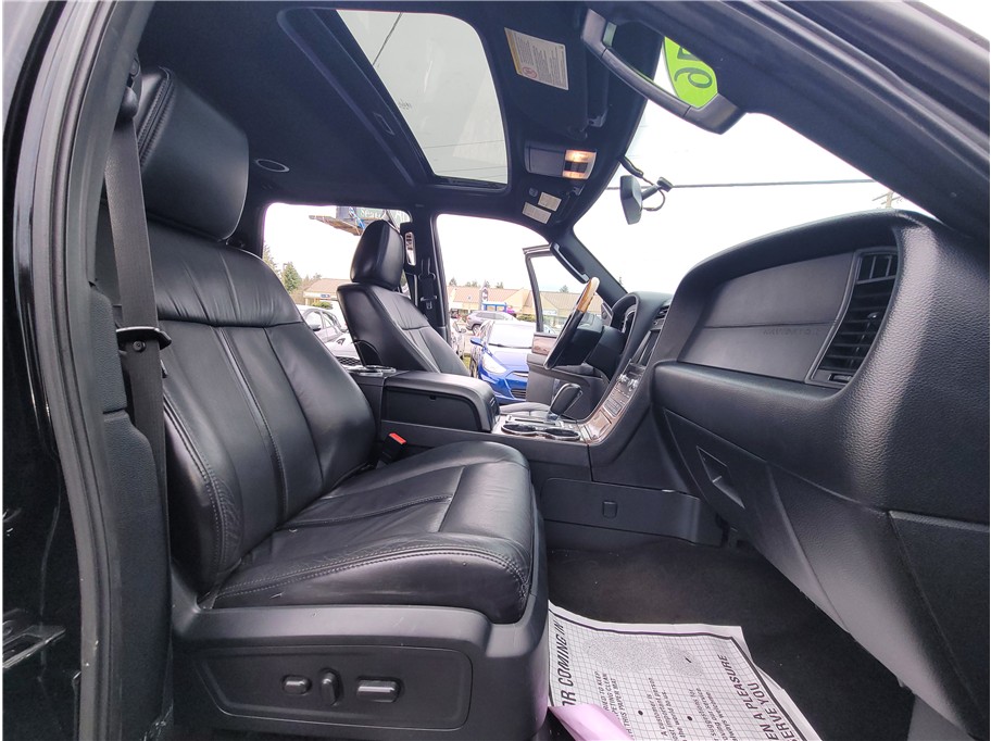 2016 Lincoln Navigator L Select Sport Utility 4D