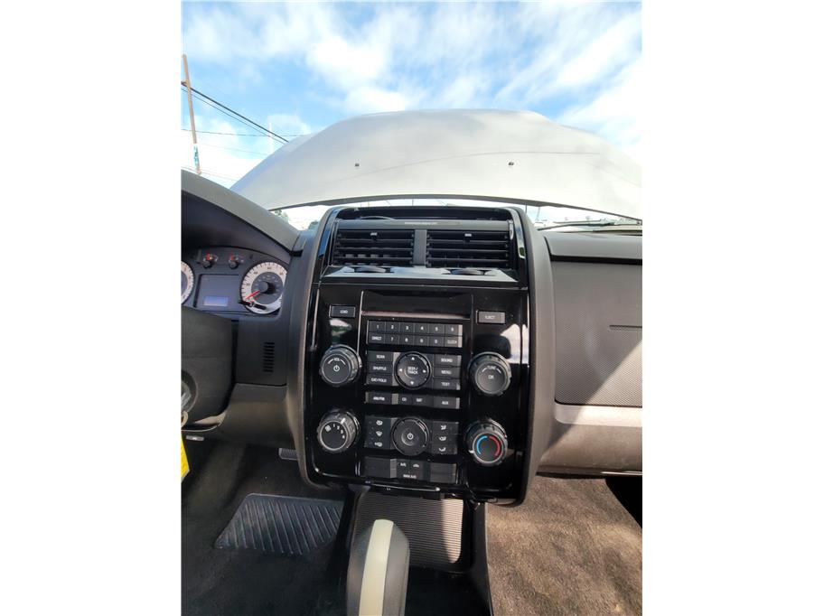 2008 Mazda Tribute i Sport Utility 4D