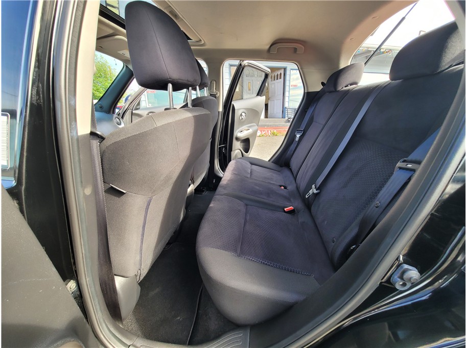 2012 Nissan JUKE SV Sport Utility 4D