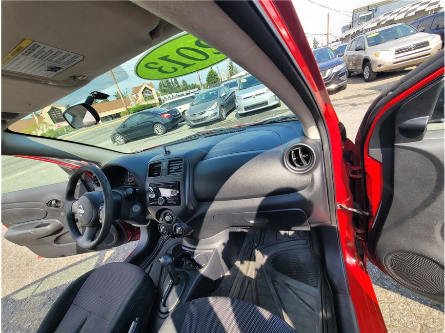 2013 Nissan Versa S Plus Sedan 4D