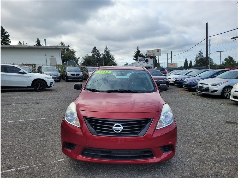 2013 Nissan Versa S Plus Sedan 4D
