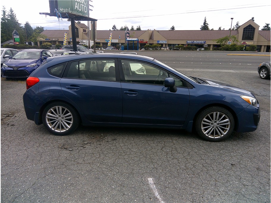 2013 Subaru Impreza 2.0i Premium Wagon 4D