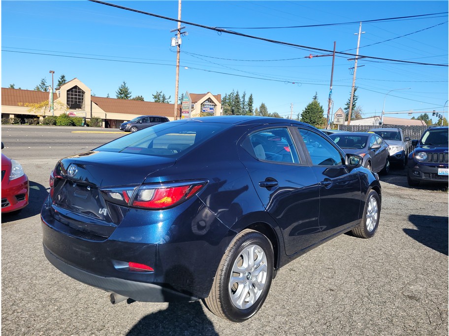 2017 Toyota Yaris iA Sedan 4D