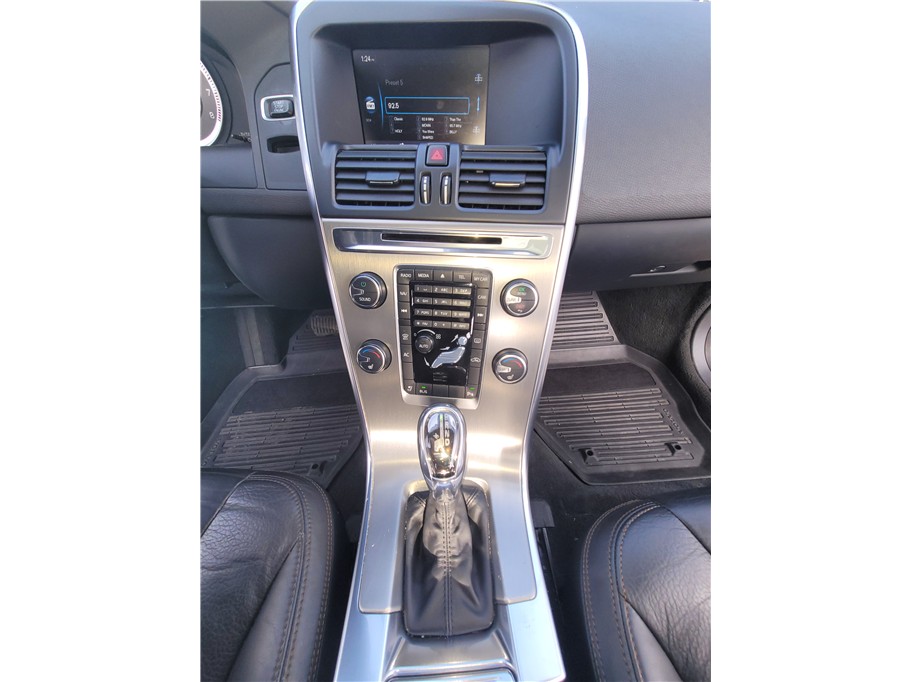 2013 Volvo XC60 T6 Sport Utility 4D